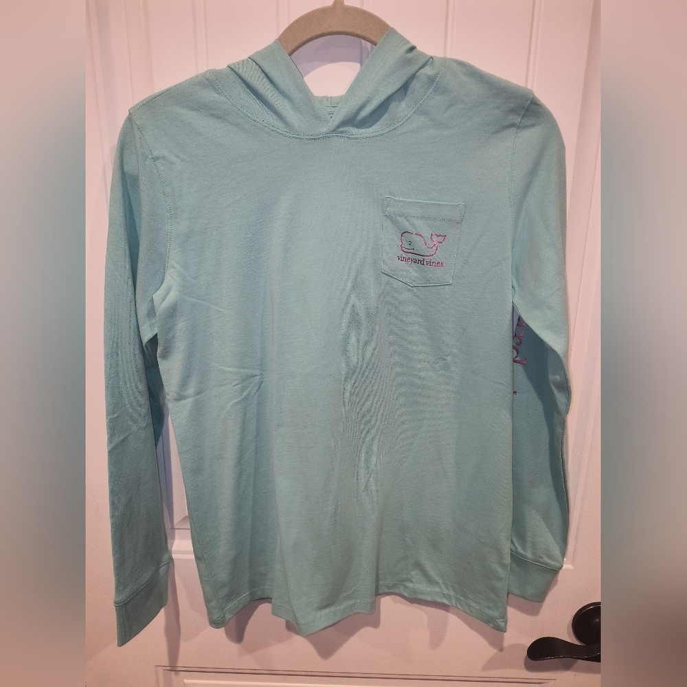 Vineyard vines whale pull over